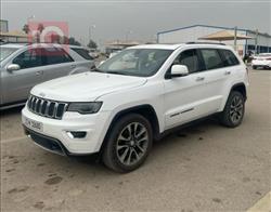 جیپ گراند شیرۆکی